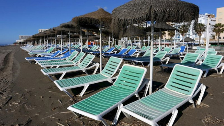 Hoteles en la playa Playamar en Torremolinos donde se encuentra cerrada debido al decreto de Estado de Alarma por el COVID-19. Málaga a 22 de abril del 2020 | Álex Zea - Europa Press ep hoteles en la playa playamar en torremolinos donde se encuentra cerrada debido al decreto de