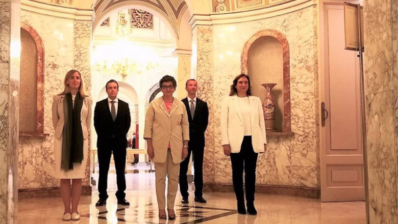 La ministra de Asuntos Exteriores, Arancha González Laya; la consellera de Acción Exterior de la Generalitat, Victòria Alsina, y la alcaldesa de Barcelona, Ada Colau, en el 20 aniversario de Casa Asia | EUROPA PRESS ep la ministra de asuntos exteriores arancha gonzalez laya la consellera de accion exterior de la