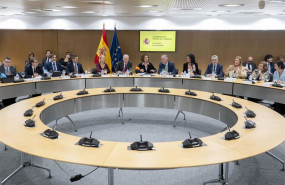 ep la vicepresidenta primera y ministra de hacienda maria jesus montero 6i y el ministro de politica