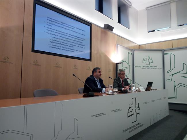El letrado mayor del Parlament en Vitoria | EUROPA PRESS ep letrado mayorparlamentvitoria