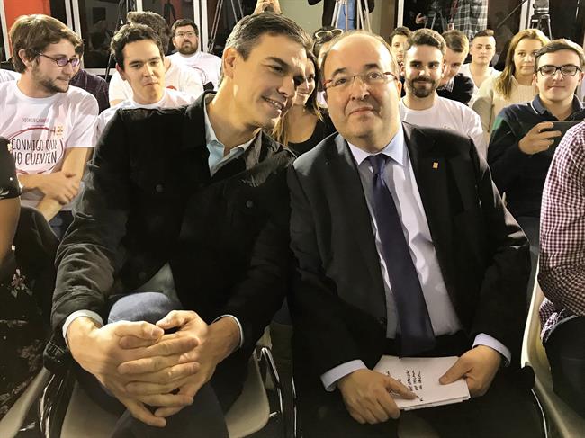 Pedro Sánchez (PSOE) y Miquel Iceta (PSC) | EUROPA PRESS ep pedro sanchez psoe y miquel iceta psc 20171216205901