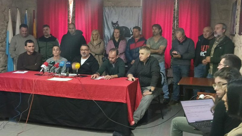 ep rueda de prensa de mariscadores y bateeiros