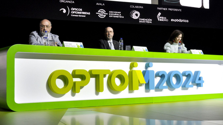 autoridades acto inauguracion optom 2024 