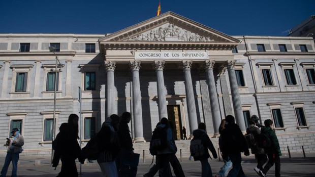 ep archivo bandera a media asta en el congreso de los diputados en honor a las victimas del ep archivo bandera a media asta en el congreso de los diputados en honor a las victimas del