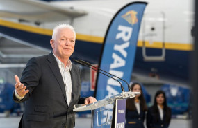 ep archivo   el ceo de ryanair dac eddie wilson durante la inauguracion del nuevo hangar de