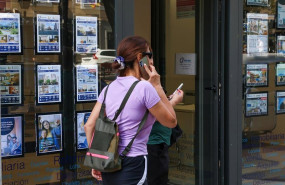 ep archivo   escaparate de una inmobiliaria en madrid espana 20250714105903