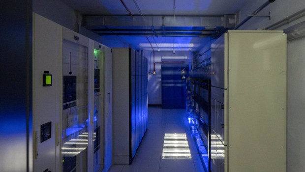ep archivo   instalaciones de recepcion y filtrado de datos durante una jornada de puertas abiertas