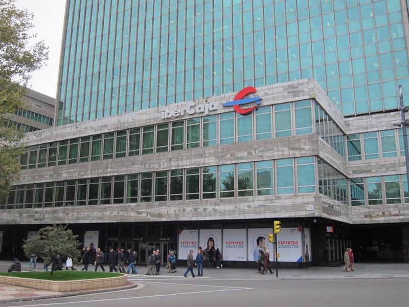 Ibercaja saldrá a bolsa con una oferta pública a inversores cualificados