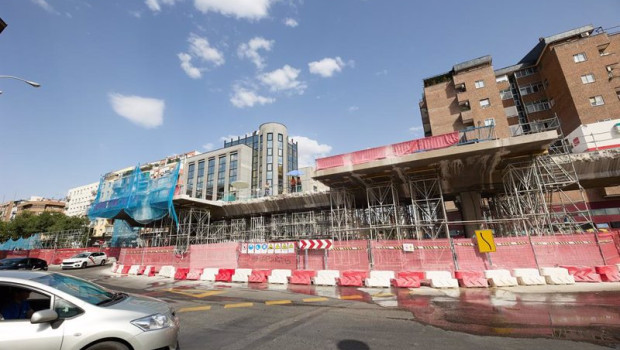 ep archivo   varias vallas controlan el acceso a una obra a 10 de agosto de 2022 en madrid