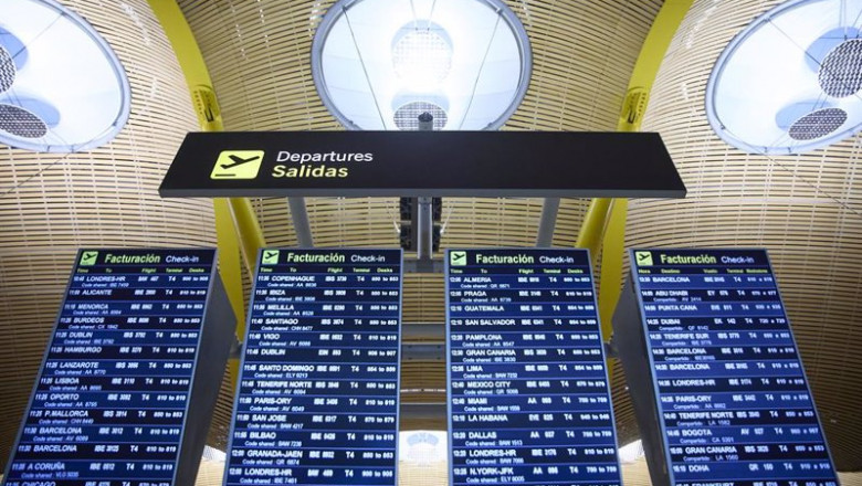 Paneles de salidas en el aeropuerto Adolfo Suárez, Madrid-Barajas | Jesús Hellín - Europa Press - Archivo ep archivo varios paneles de salidas en el aeropuerto adolfo suarez madrid barajas en madrid