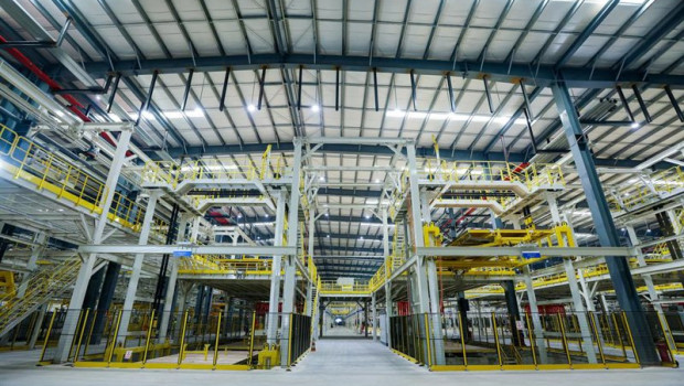 ep byd inaugura su nueva fabrica en brasil con la produccion del primer vehiculo 100 electrico
