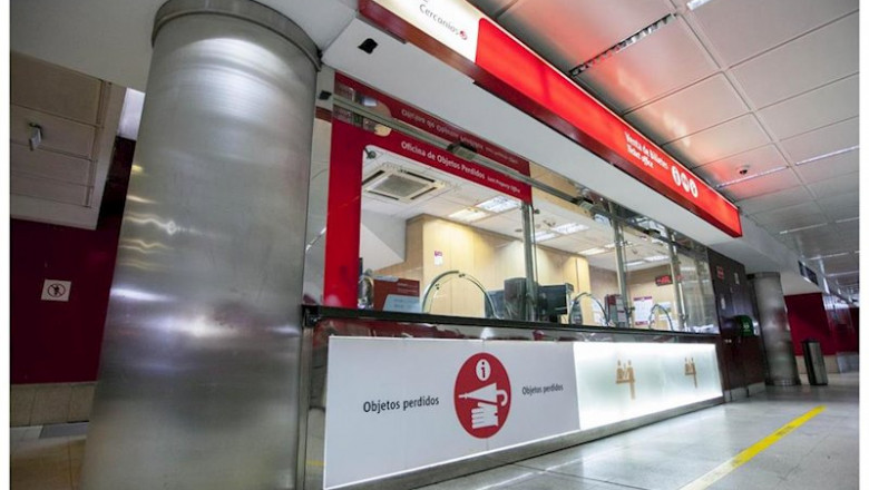 ep cercanias madrid ha estrenado una nueva oficina de objetos perdidos en la estacion de nuevos