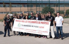 ep el candidato de cs al congreso por baleares joan mesquida visita la carcel de palma con miembros