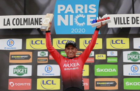ep el ciclista colombiano nairo quintana celebra la victoria en la ultima etapa de la paris niza
