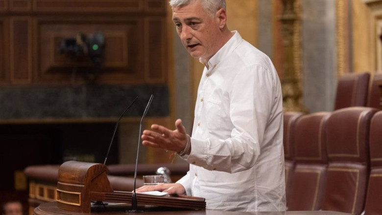 ep el diputado de eh bildu oskar matute interviene durante una sesion plenaria en el congreso de los ep el diputado de eh bildu oskar matute interviene durante una sesion plenaria en el congreso de los
