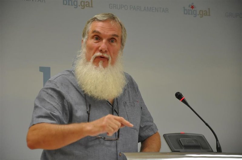 ep el diputado del bng xose luis rivas durante una rueda de prensa en el parlamento de galicia
