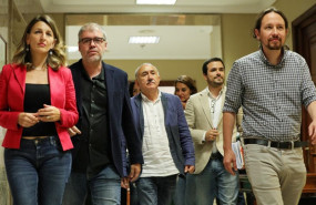 ep el lider de podemos pablo iglesias sale de la reunion de su partido con ugt y ccoo acompanado de