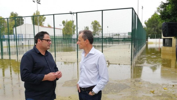 ep el ministro de ciencia y universidades pedro duque visita dolores con su alcalde joaquin
