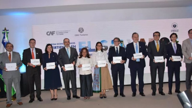 ep el salvador primer pais de centroamerica con una guia para atraer inversiones turistica con ayuda