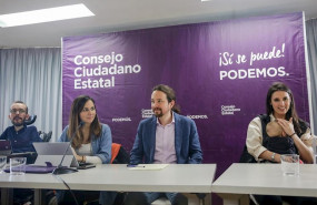 ep el secretrario general de podemos pablo iglesias junto a los dirigentes irene montero ione