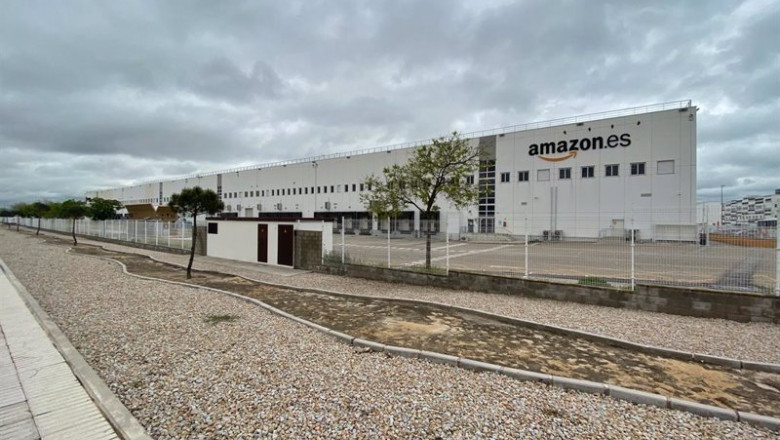 ep fachada de amazon spain fulfillment la filial logistica del gigante de comercio electronico en