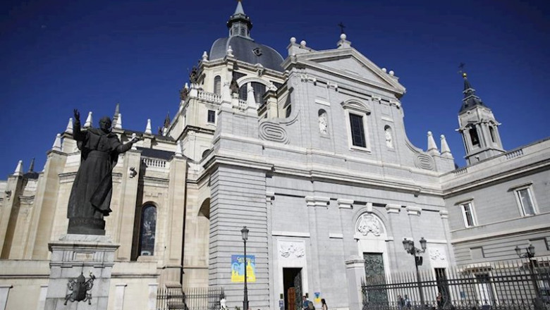 ep la catedral de la almudena de madrid donde la familia quiere enterar a francisco franco si