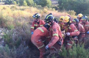 ep los bomberosrescatadolosjoveneslitera
