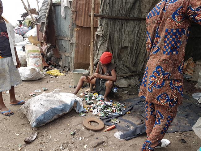Niño trabajando en el mercado de Dantokpa, en Benín, África | Europa Press - Archivo ep nino trabajandomercadodantokpa en benin africa