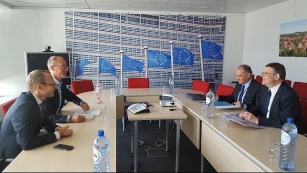 ep puigreunebruselasrepresentantesla comision