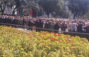 ep rey rajoypuigdemont presidenhomenajelas victimasatentado