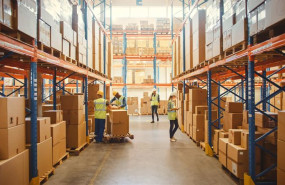 ep uno logistica valora con cautela el repunte en el empleo logistico al responder a factores