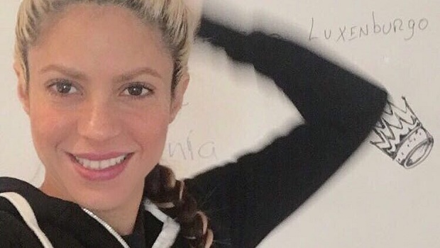 Shakira Shakira