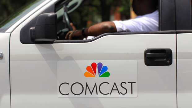 Super Bowl, Winter Olympics help Comcast beat Q1 expectations