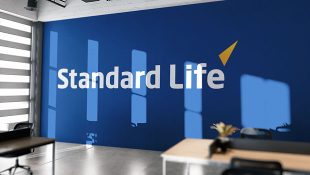 Standard Life to buy Aegon UK for £2bn