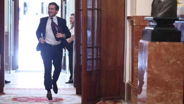 ep el diputado del pp borja semper durante una sesion plenaria en el congreso de los diputados a 18
