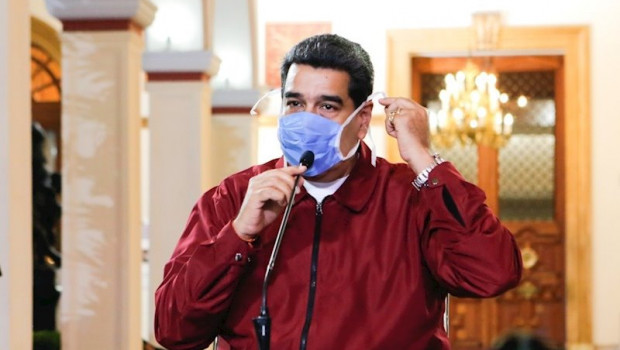 ep el presidente de venezuela nicolas maduro con una mascarilla