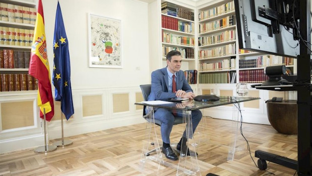 ep el presidente del gobierno pedro sanchez durante una videoconferencia en el palacio de la moncloa