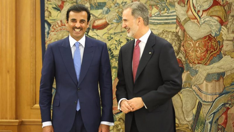 ep el rey felipe y el emir de catar tamim bin hamad al thani llegan a la audiencia celebrada en el ep el rey felipe y el emir de catar tamim bin hamad al thani llegan a la audiencia celebrada en el