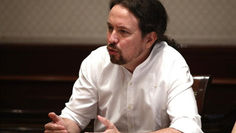 El secretario general de Podemos, Pablo Iglesias, durante su reunión con representantes de las cinco grandes organizaciones ecologistas españolas e internacionales que actúan en España. | Eduardo Parra - Europa Press - Archivo ep el secretario general de podemos pablo iglesias durante su reunion con representantes de las