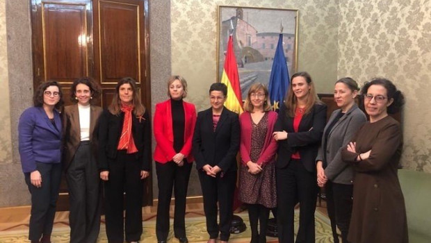 ep la ministra de asuntos exteriores ue y cooperacion arancha gonzalez laya centro con la asociacion