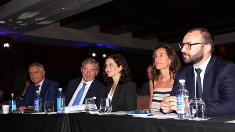 ep la presidenta de la comunidad de madrid isabel diaz ayuso 3i y el consejero de economia