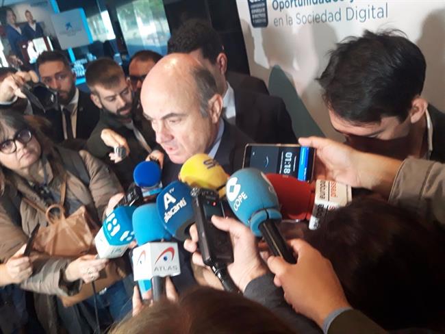 Luis de Guindos, este martes, en atención a los medios | EUROPA PRESS ep luisguindos este martes en atencionlos medios