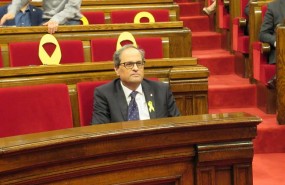 ep presidentela generalitat quim torra sentado solo