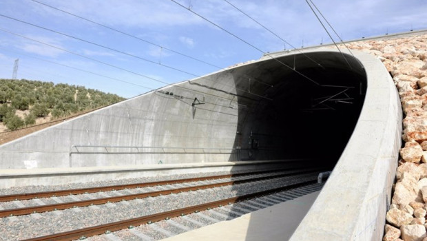 ep tunel de adif av