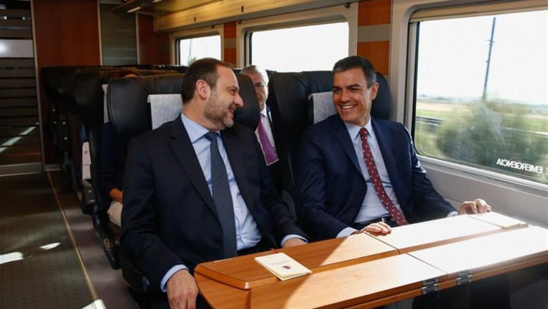 ep viaje inauguralavegranadapresidentegobierno pedro sanchez d yministrointerior jose luis abalo i