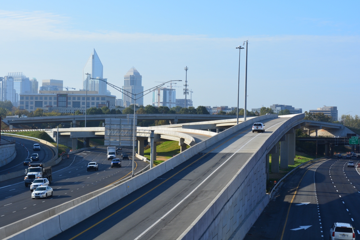 Ferrovial aumenta su participación en la autopista I-77 (Carolina del Norte) al 72,23%