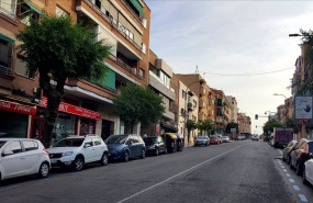 ep archivo   imagen de recurso de una calle de san sebastian de los reyes con coches aparcados