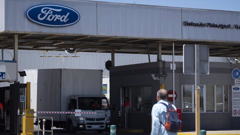 Archivo - Logo de Ford en la entrada de la fábrica en Almussafes | Jorge Gil - Europa Press - Archivo ep archivo logo de ford en la entrada de la fabrica en almussafes
