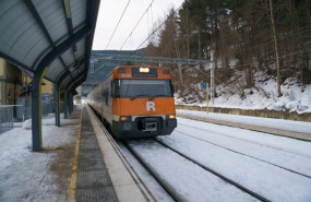 ep archivo   tren de rodalies de catalunya en ribes de freser girona