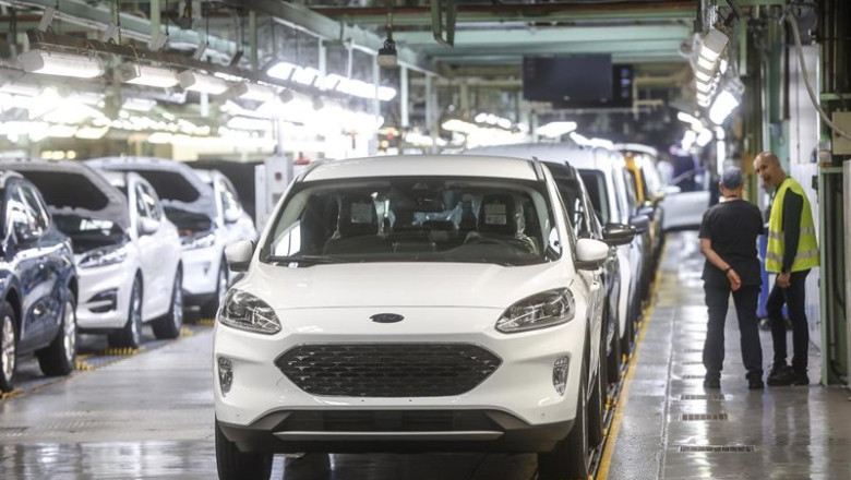 Archivo - Varios vehículos en la fábrica de Ford en Almussafes (Valencia). | Rober Solsona - Europa Press - Archivo ep archivo varios vehiculos en la fabrica de ford en almussafes valencia